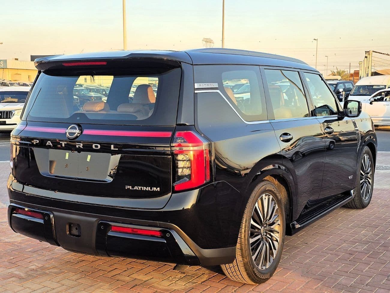 2026 Nissan Patrol LE PLATINUM CITY thumbnail 8