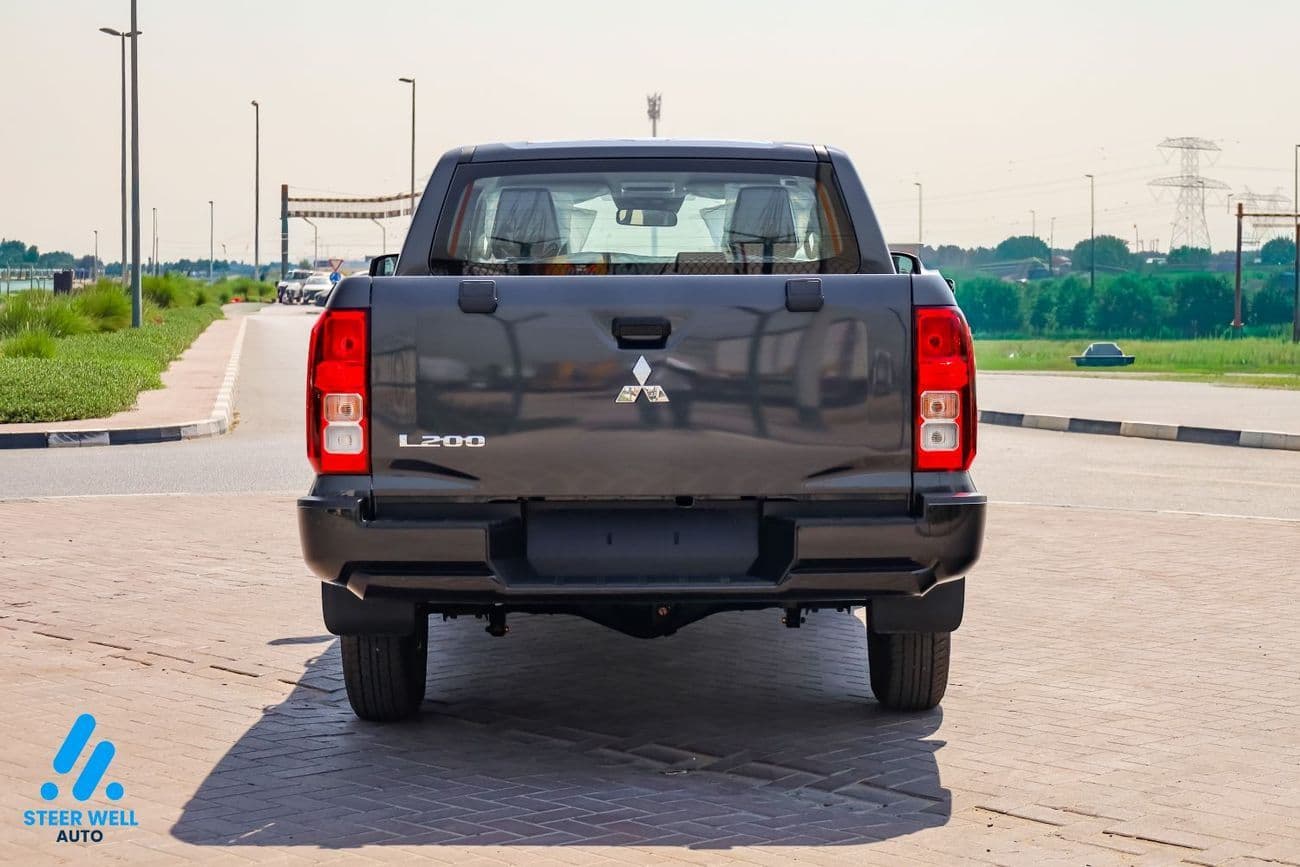2027 Mitsubishi L200 GL thumbnail 5