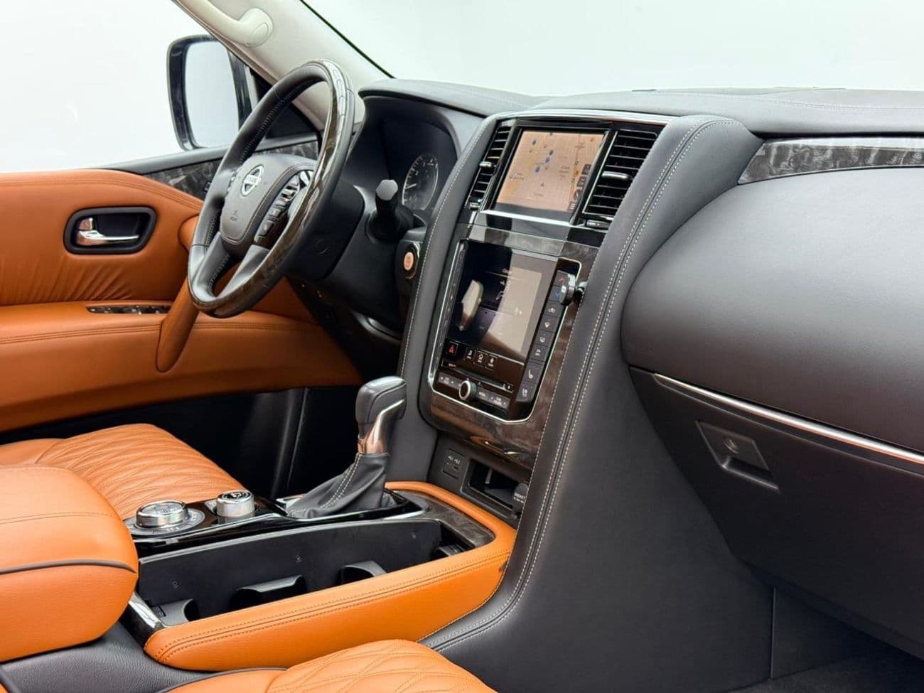 2020 Nissan Patrol SE PLATINUM CITY thumbnail 7