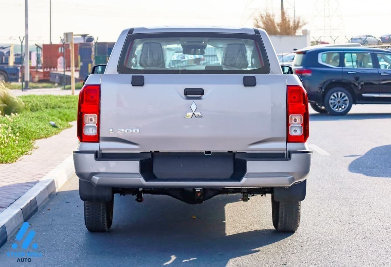 2027 Mitsubishi L200 GL thumbnail 7