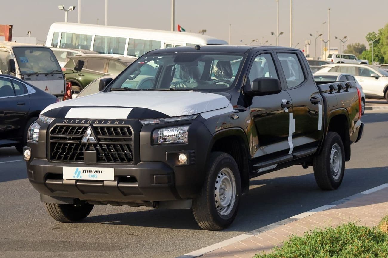 2027 Mitsubishi L200 GL thumbnail 3