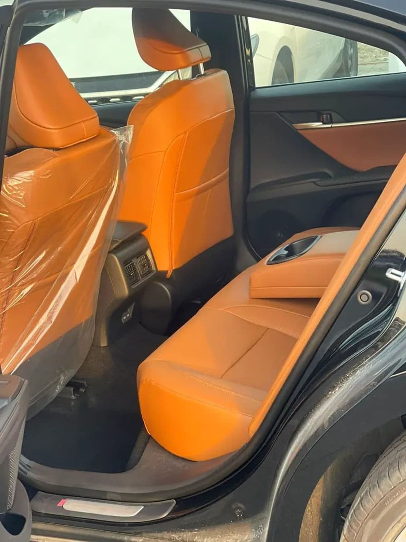 2026 Toyota Camry GLE thumbnail 8