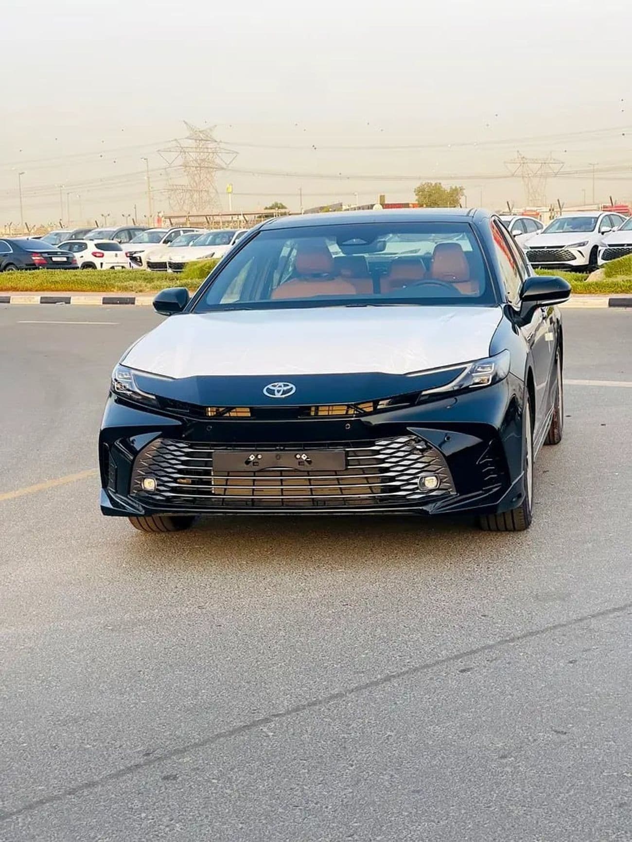 2026 Toyota Camry GLE thumbnail 2