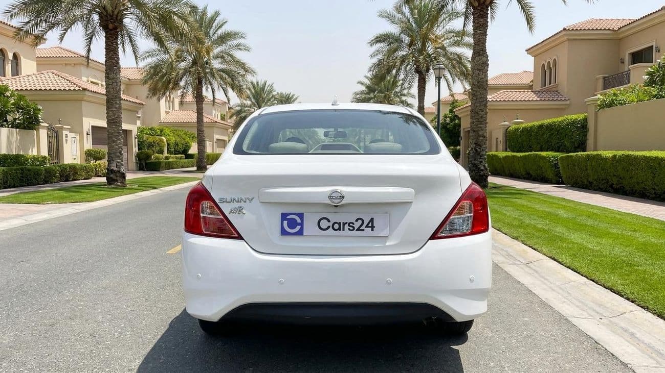 2024 Nissan Sunny SV thumbnail 4