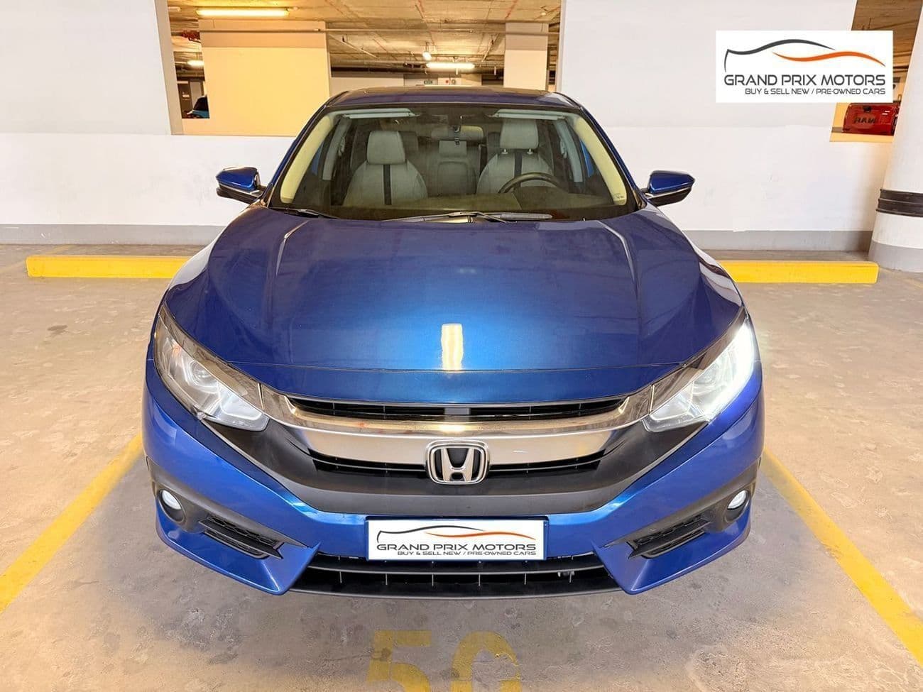 2020 Honda Civic EXI thumbnail 2
