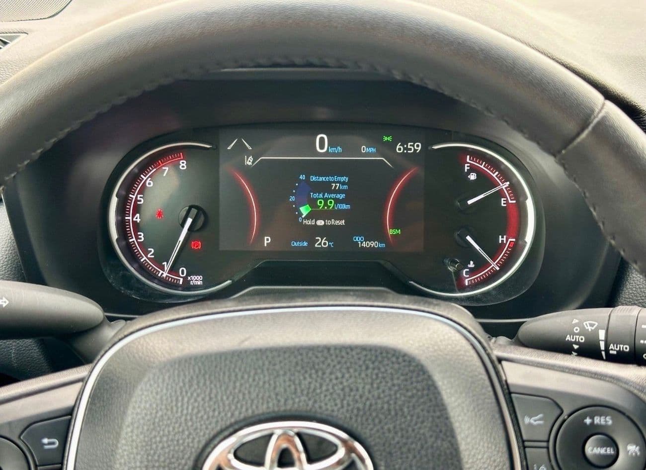 2024 Toyota RAV4 XLE thumbnail 8