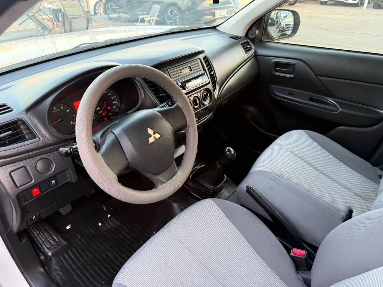 2019 Mitsubishi L200 GL thumbnail 4