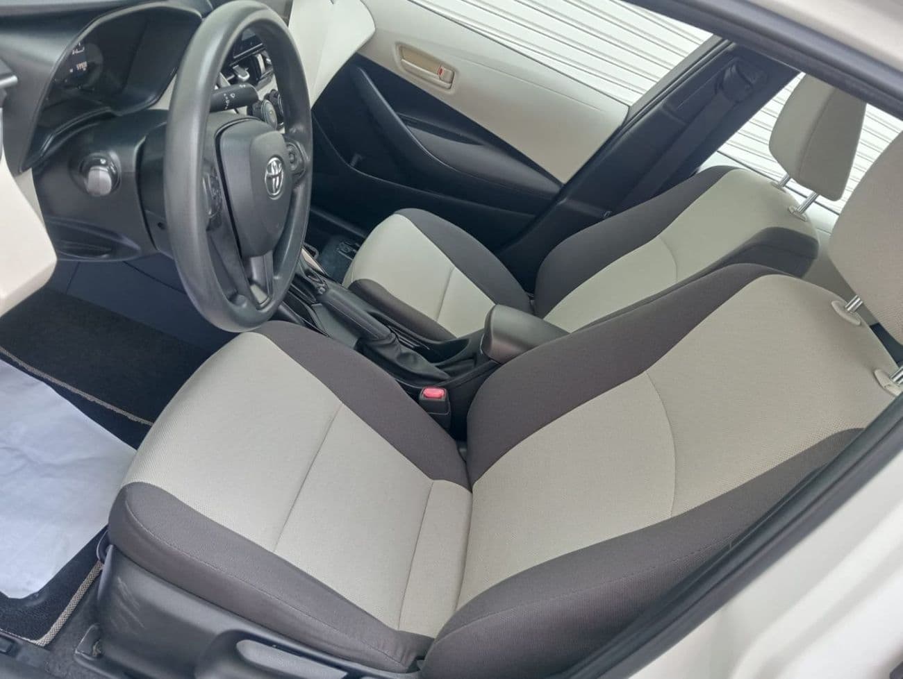 2023 Toyota Corolla XLI thumbnail 8