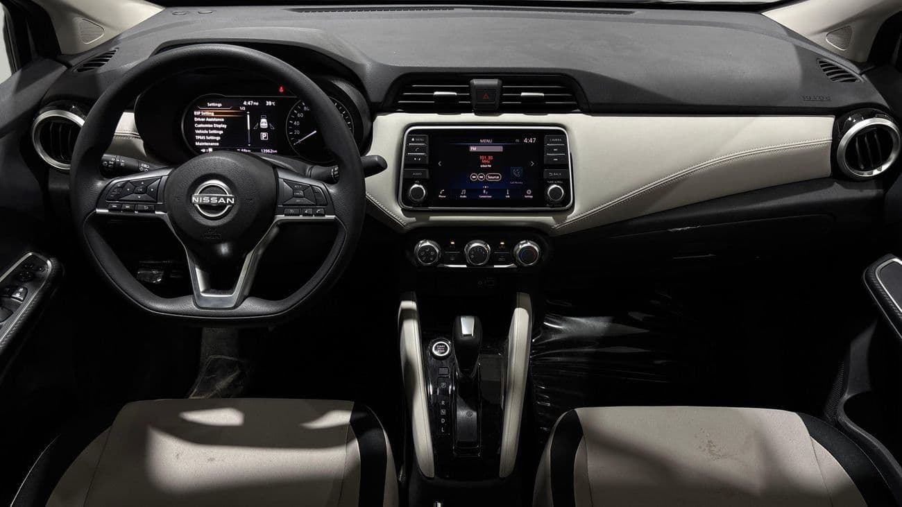 2024 Nissan Sunny SL thumbnail 7