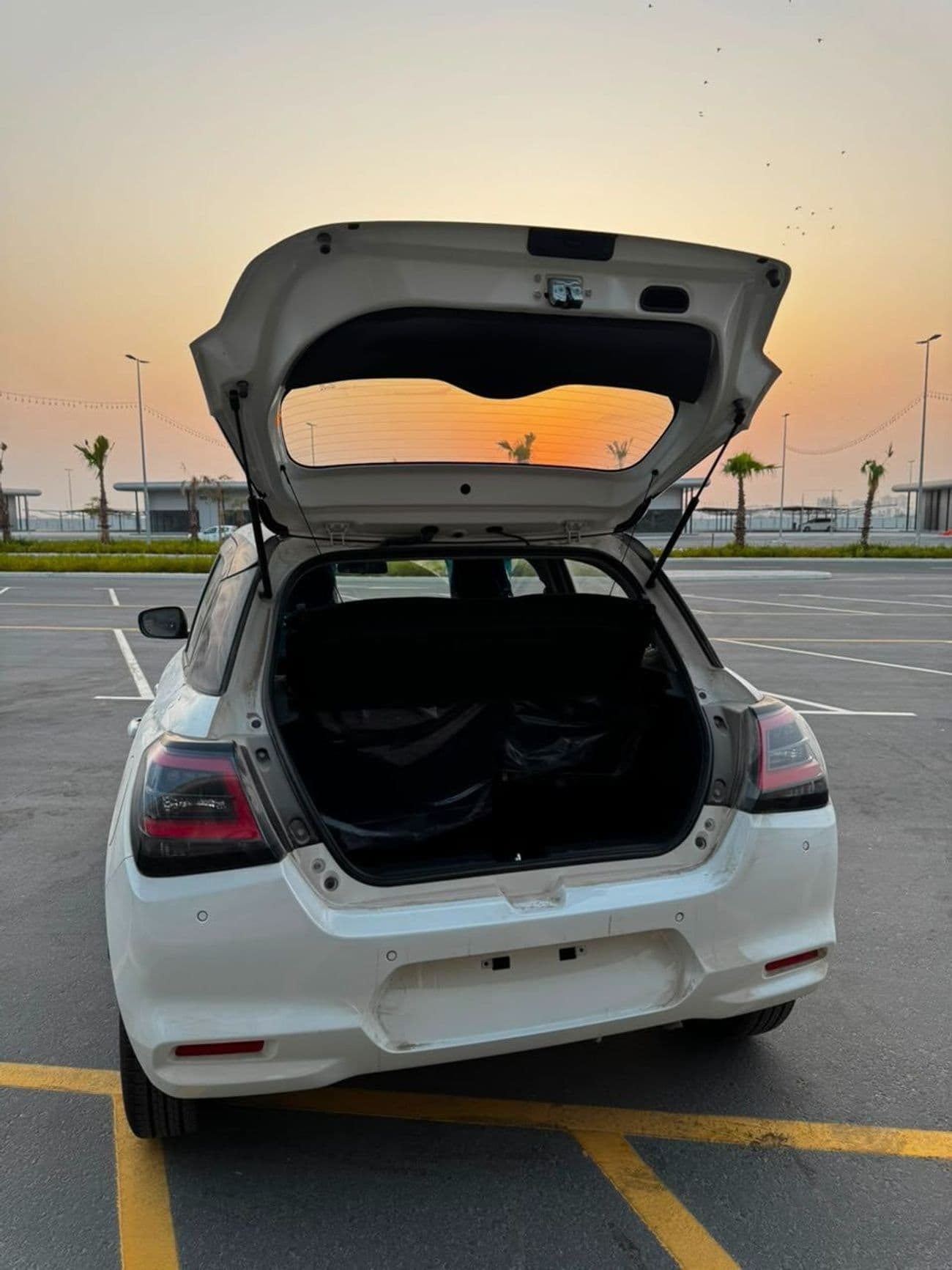 2026 Suzuki Swift GLX thumbnail 4