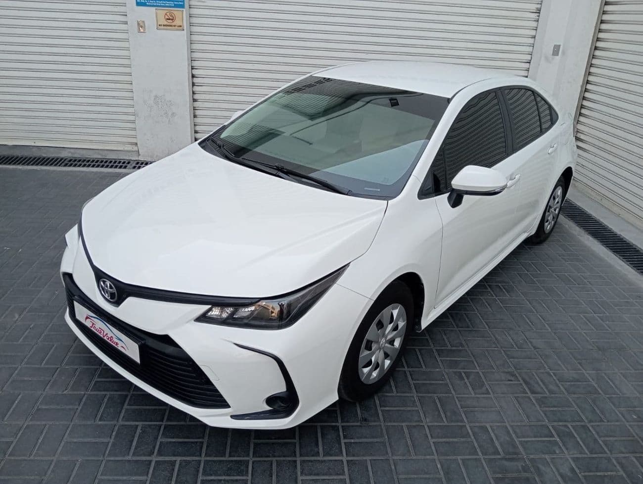 2023 Toyota Corolla XLI thumbnail 2