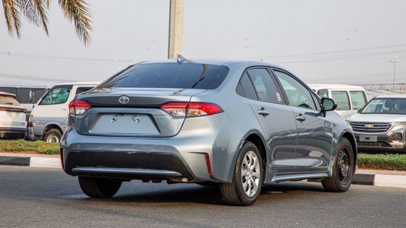 2020 Toyota Corolla LE thumbnail 5