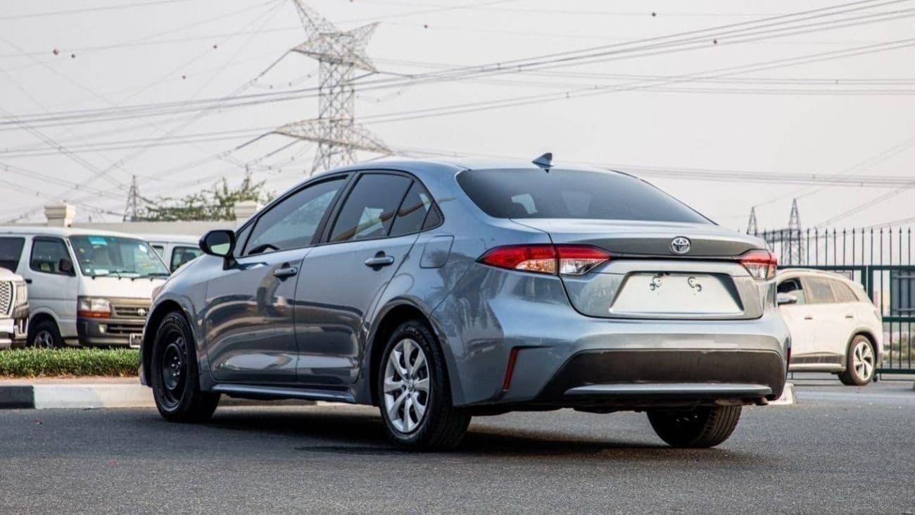 2020 Toyota Corolla LE thumbnail 6