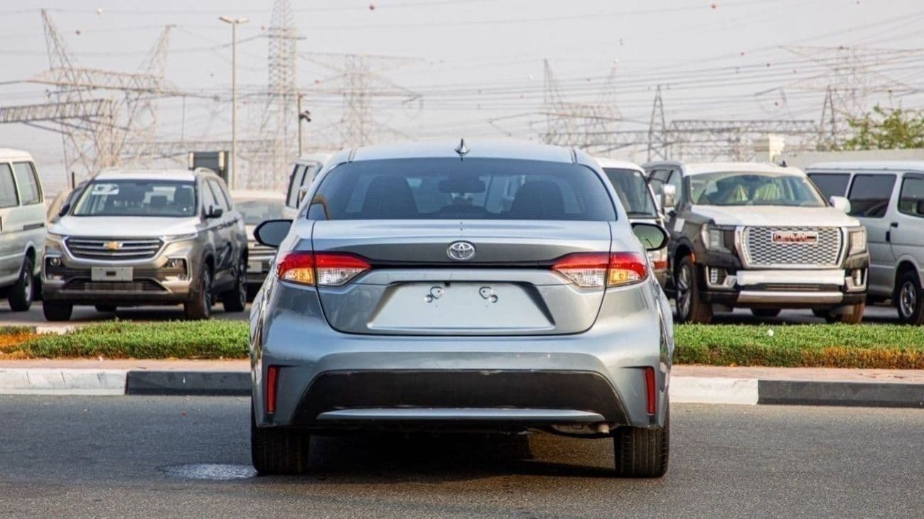2020 Toyota Corolla LE thumbnail 8