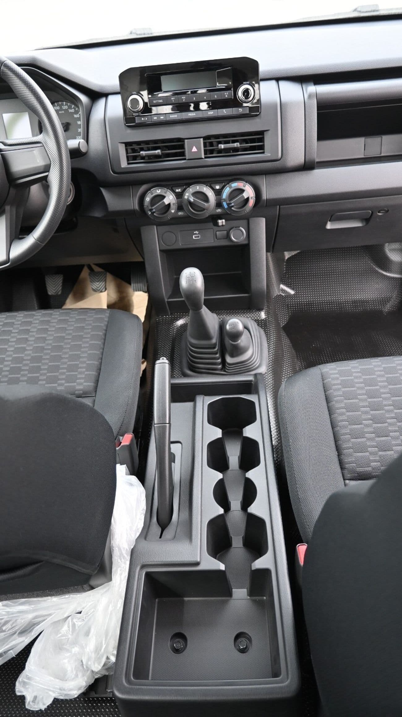 2026 Mitsubishi L200 GL thumbnail 8