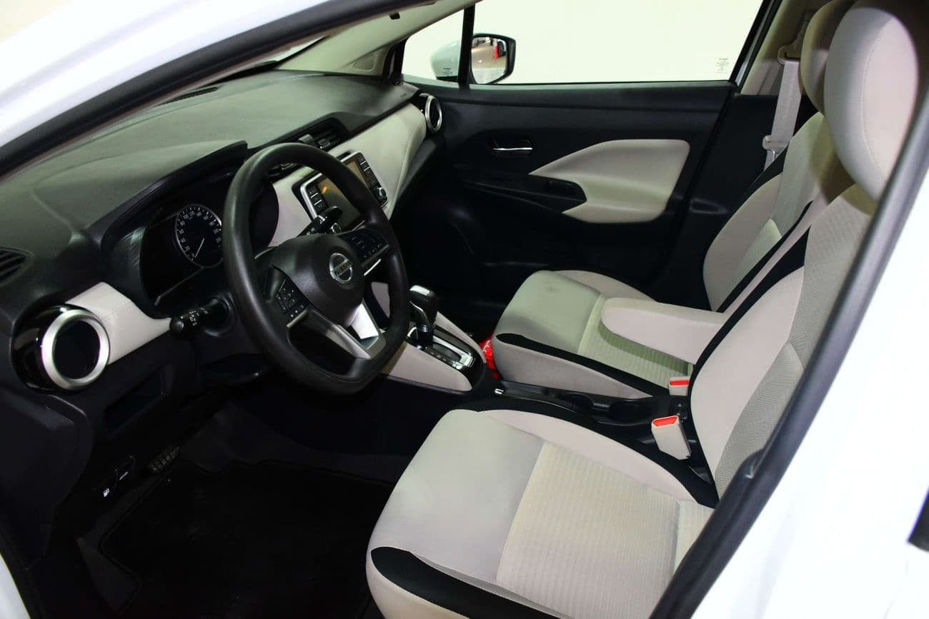 2022 Nissan Sunny SL thumbnail 4