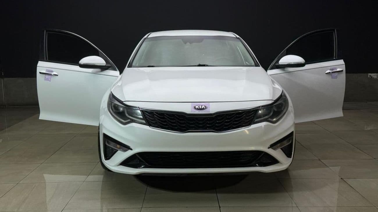 2019 Kia Optima LX thumbnail 4