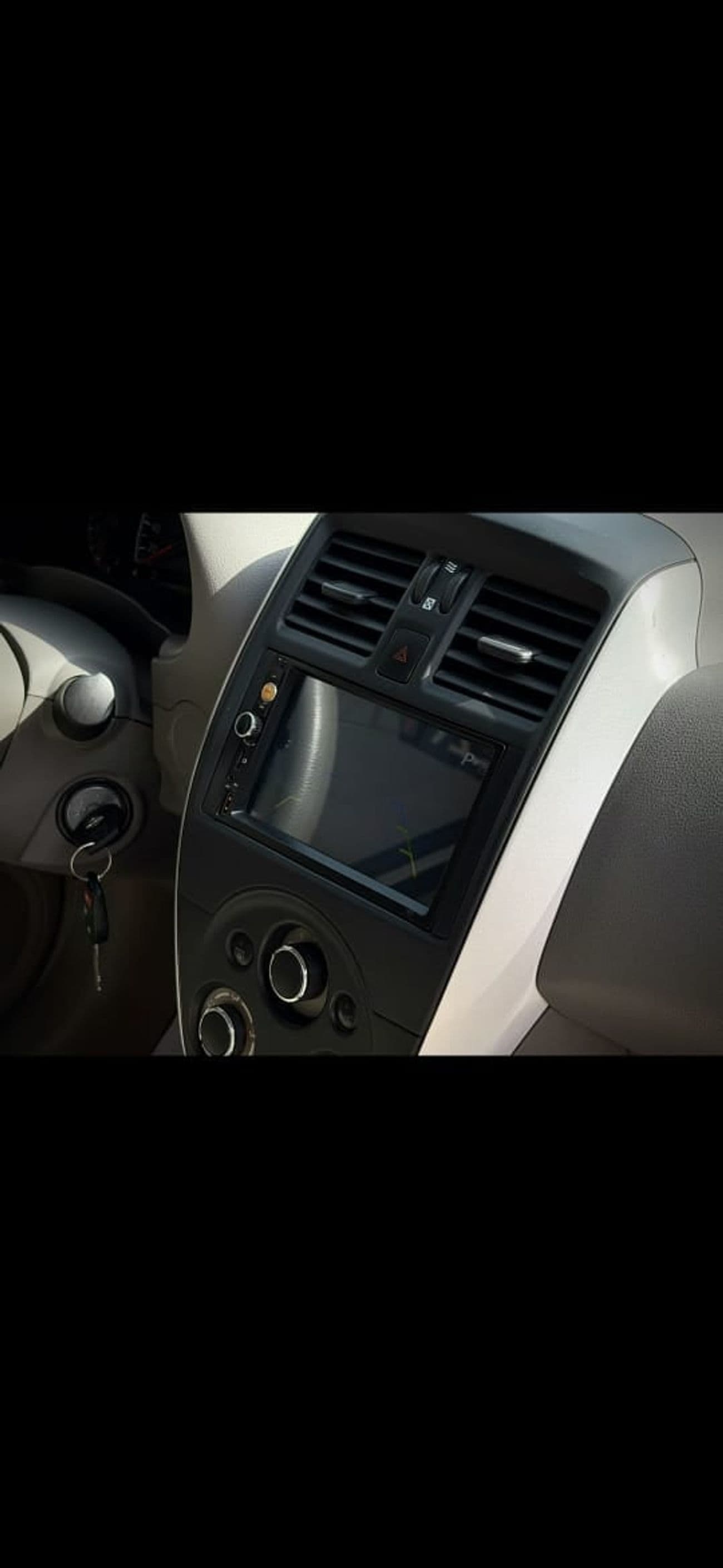 2023 Nissan Sunny S thumbnail 4