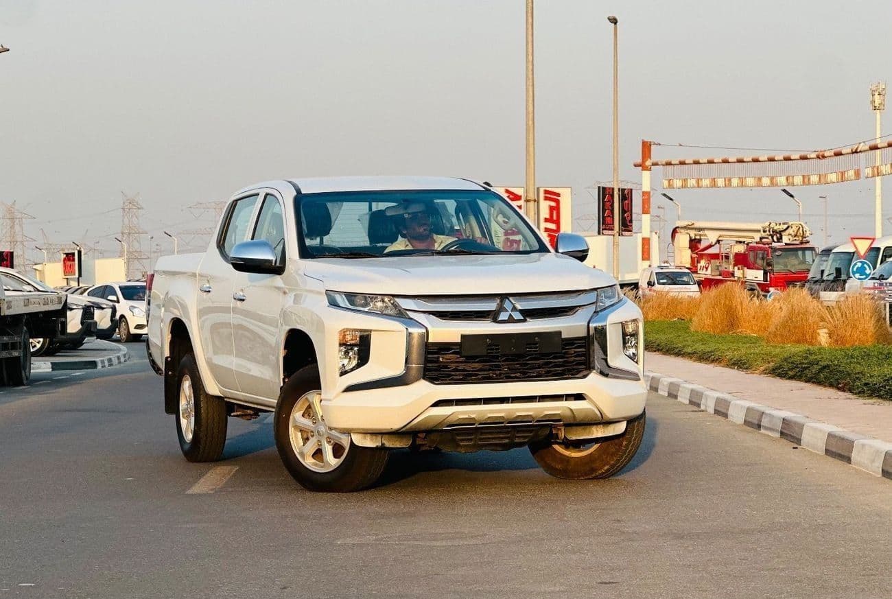 2020 Mitsubishi L200 GL thumbnail 5