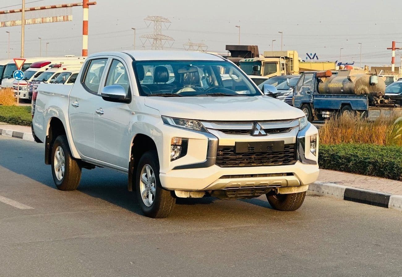 2020 Mitsubishi L200 GL thumbnail 3