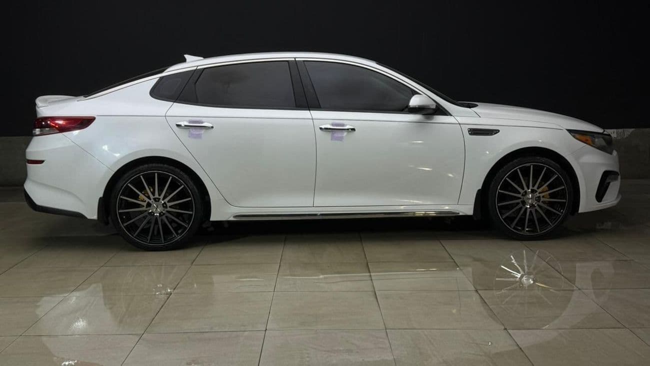 2019 Kia Optima LX thumbnail 8