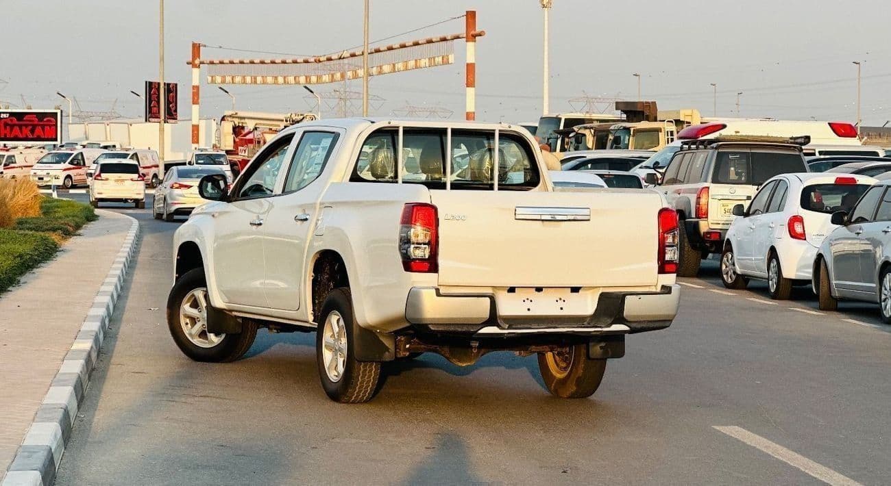2020 Mitsubishi L200 GL thumbnail 7