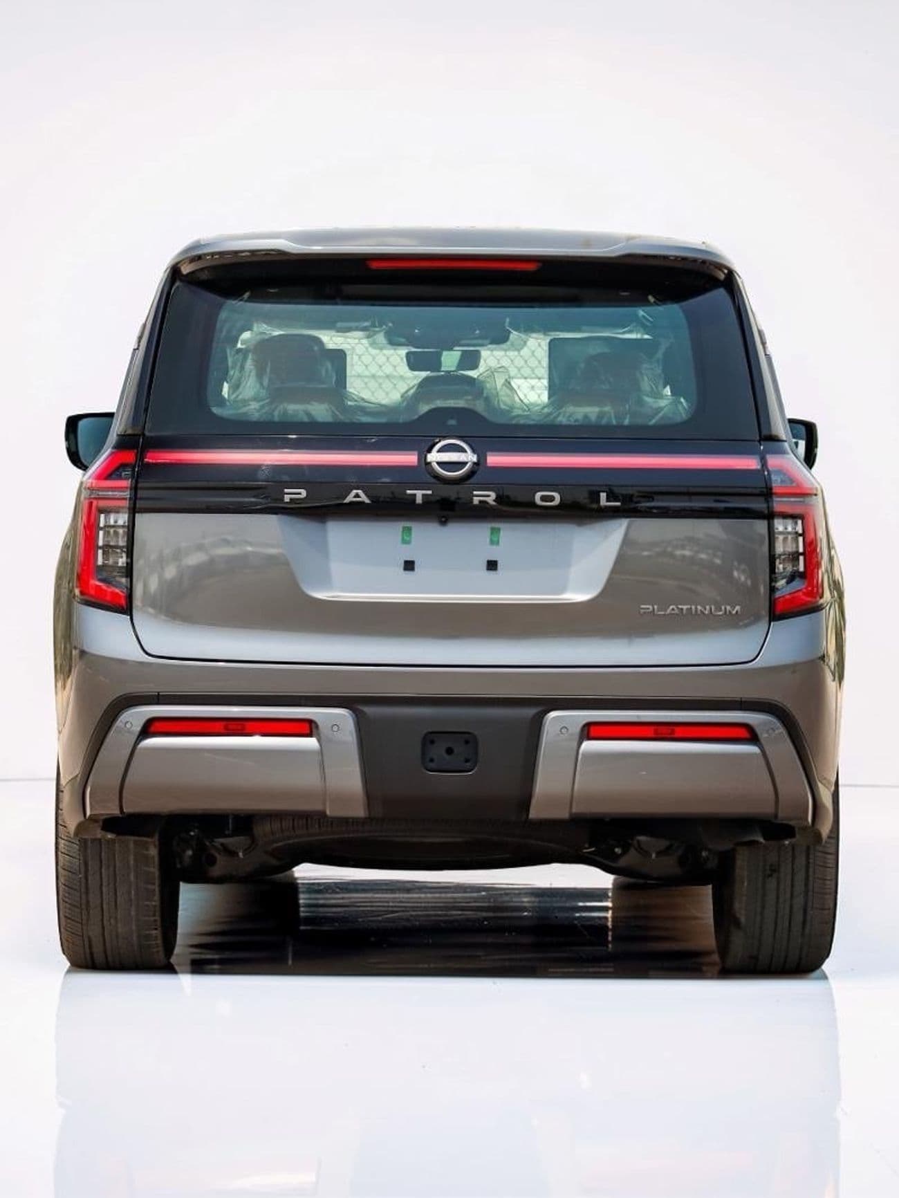 2026 Nissan Patrol LE PLATINUM CITY thumbnail 4