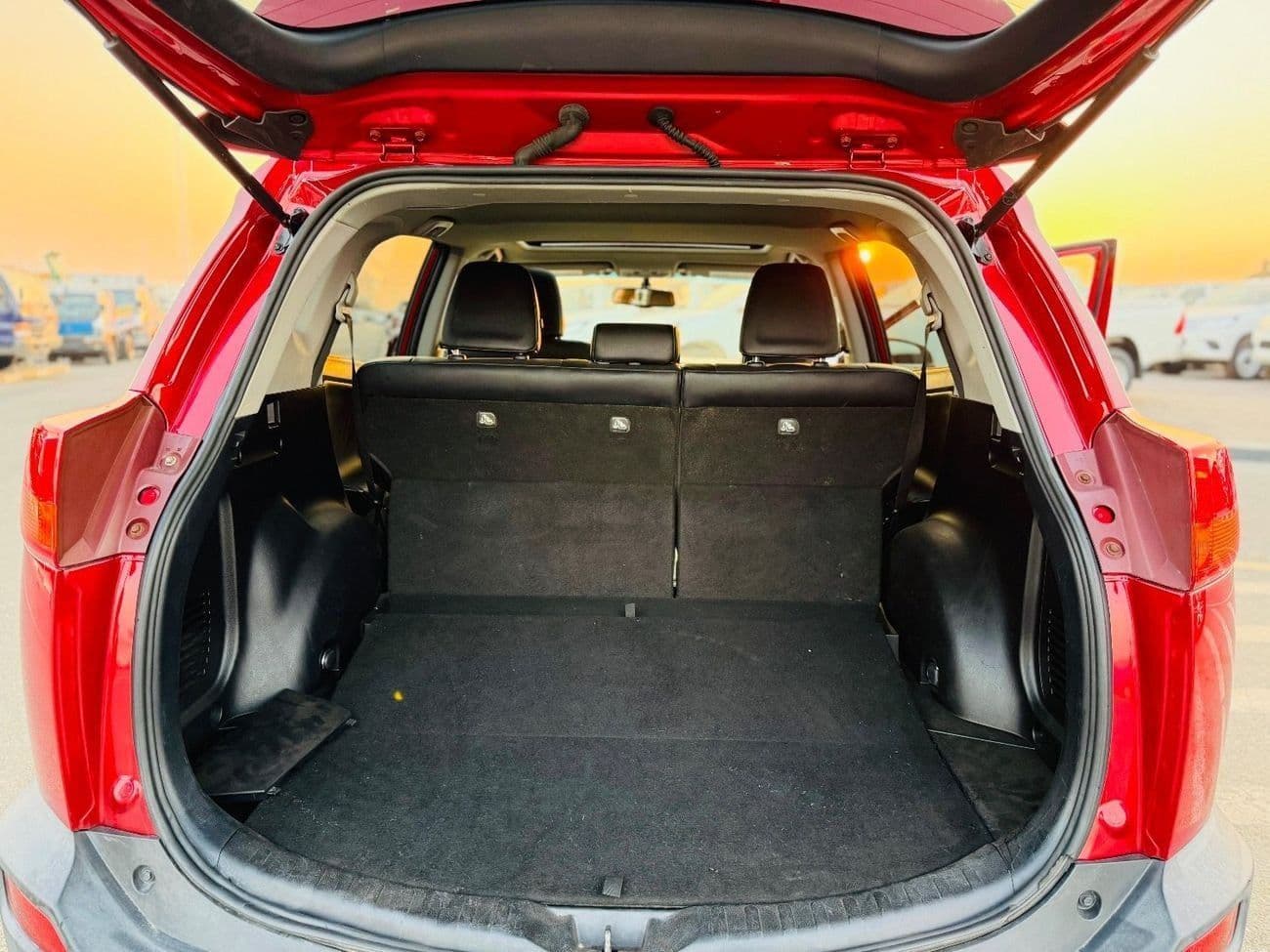 2014 Toyota RAV4 VXR thumbnail 8