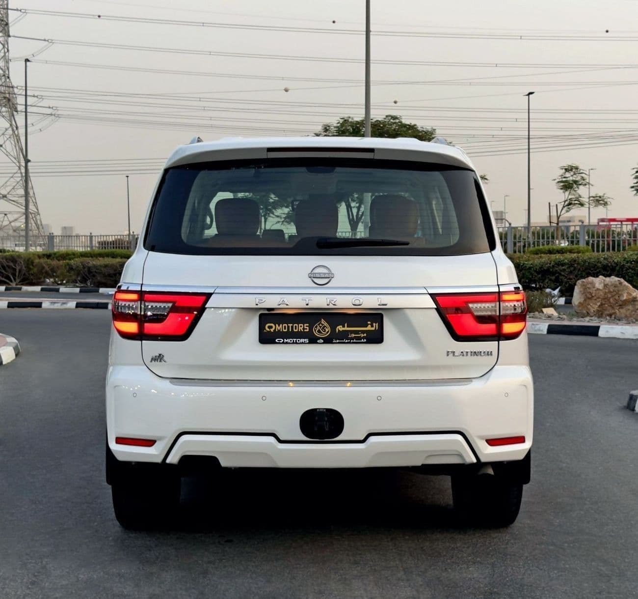 2023 Nissan Patrol SE PLATINUM CITY thumbnail 6
