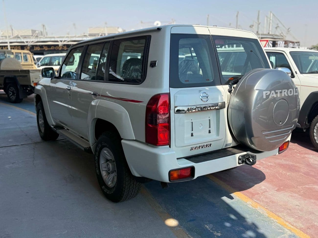 2024 Nissan Patrol SAFARI SW thumbnail 5