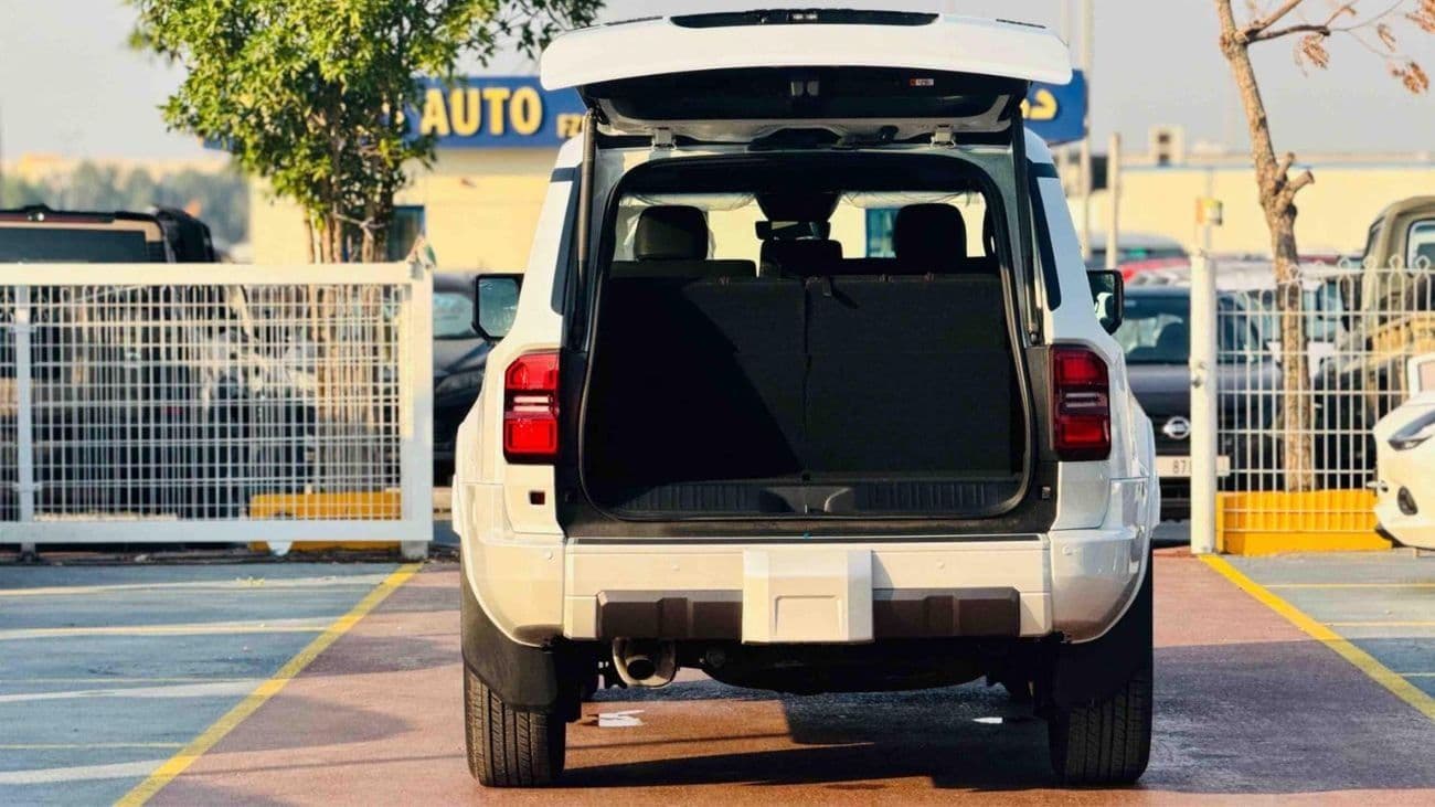 2026 Toyota Prado LUXURY V SPL thumbnail 8