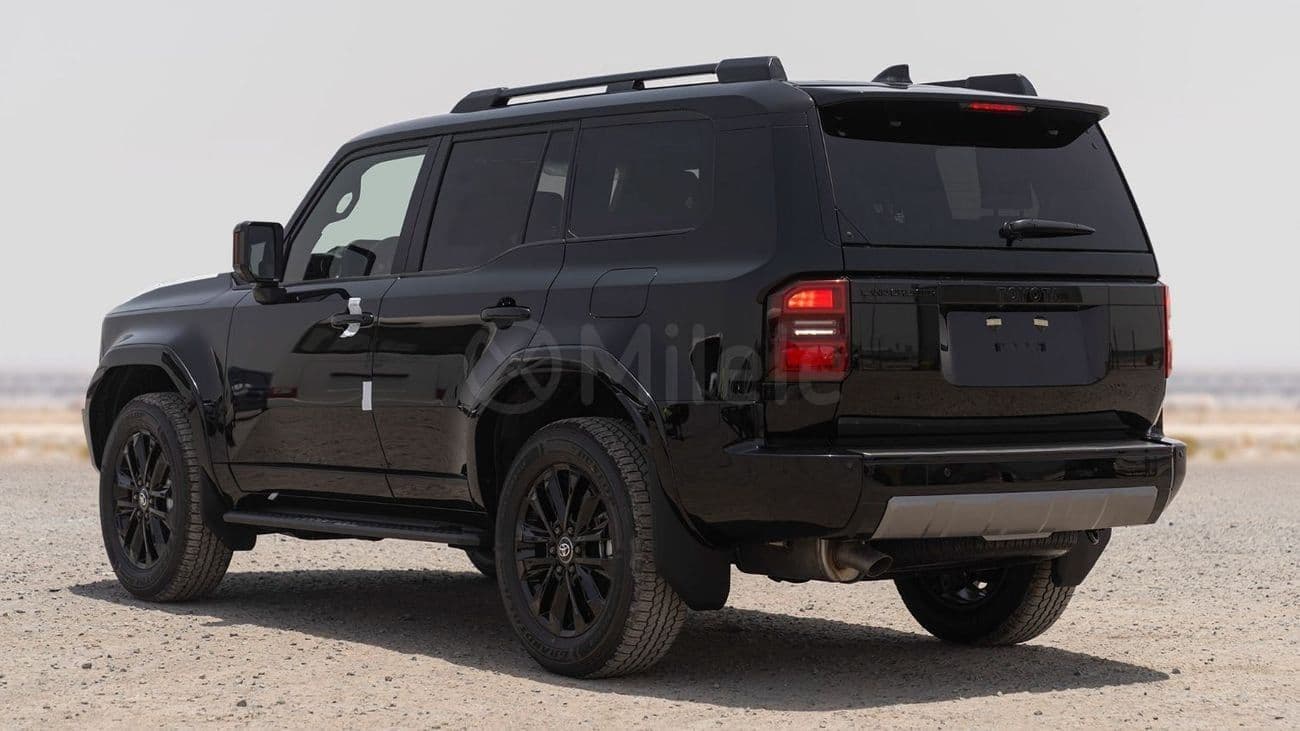 2025 Toyota Prado thumbnail 3
