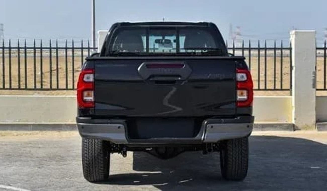 2025 Toyota Hilux ADVENTURE thumbnail 5