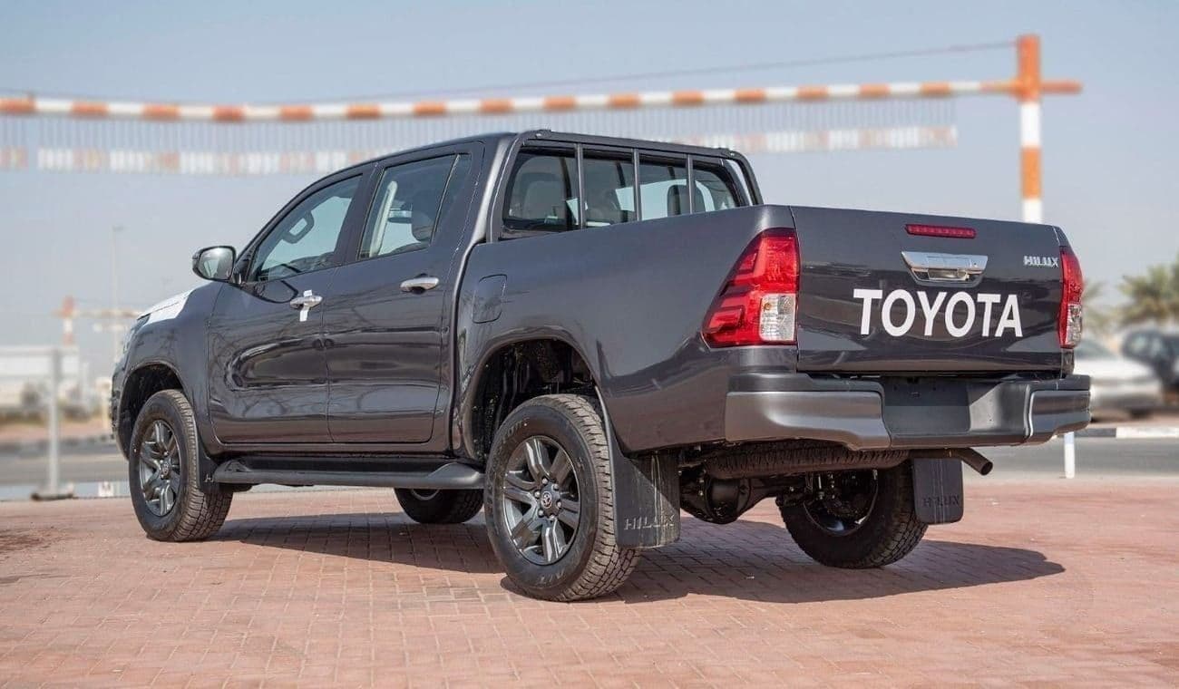 2025 Toyota Hilux SGLX thumbnail 7