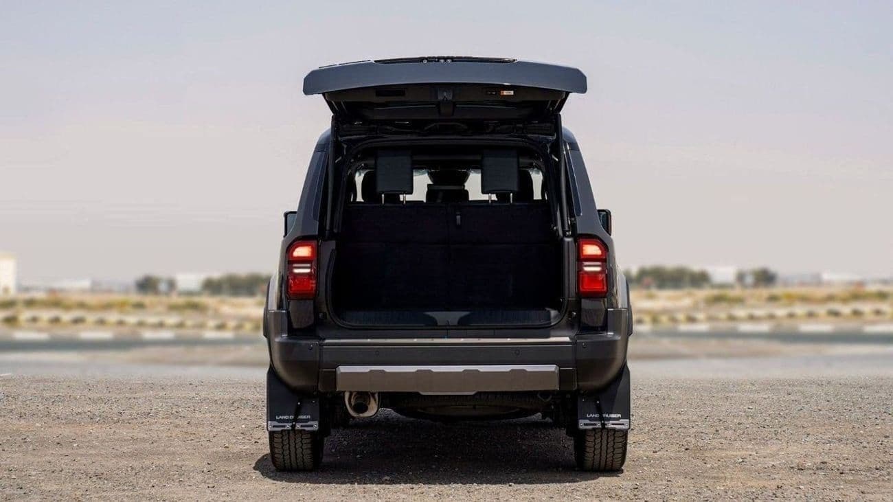 2025 Toyota Prado VXR thumbnail 4