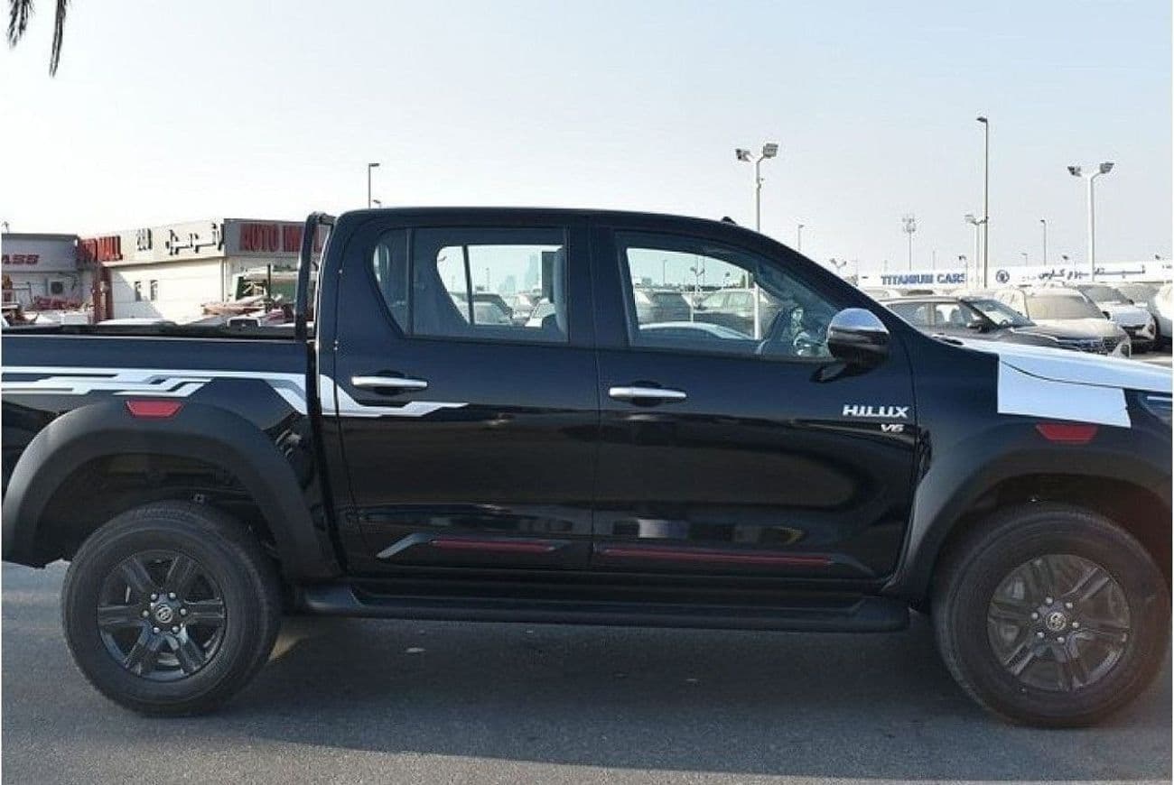 2025 Toyota Hilux SGLX