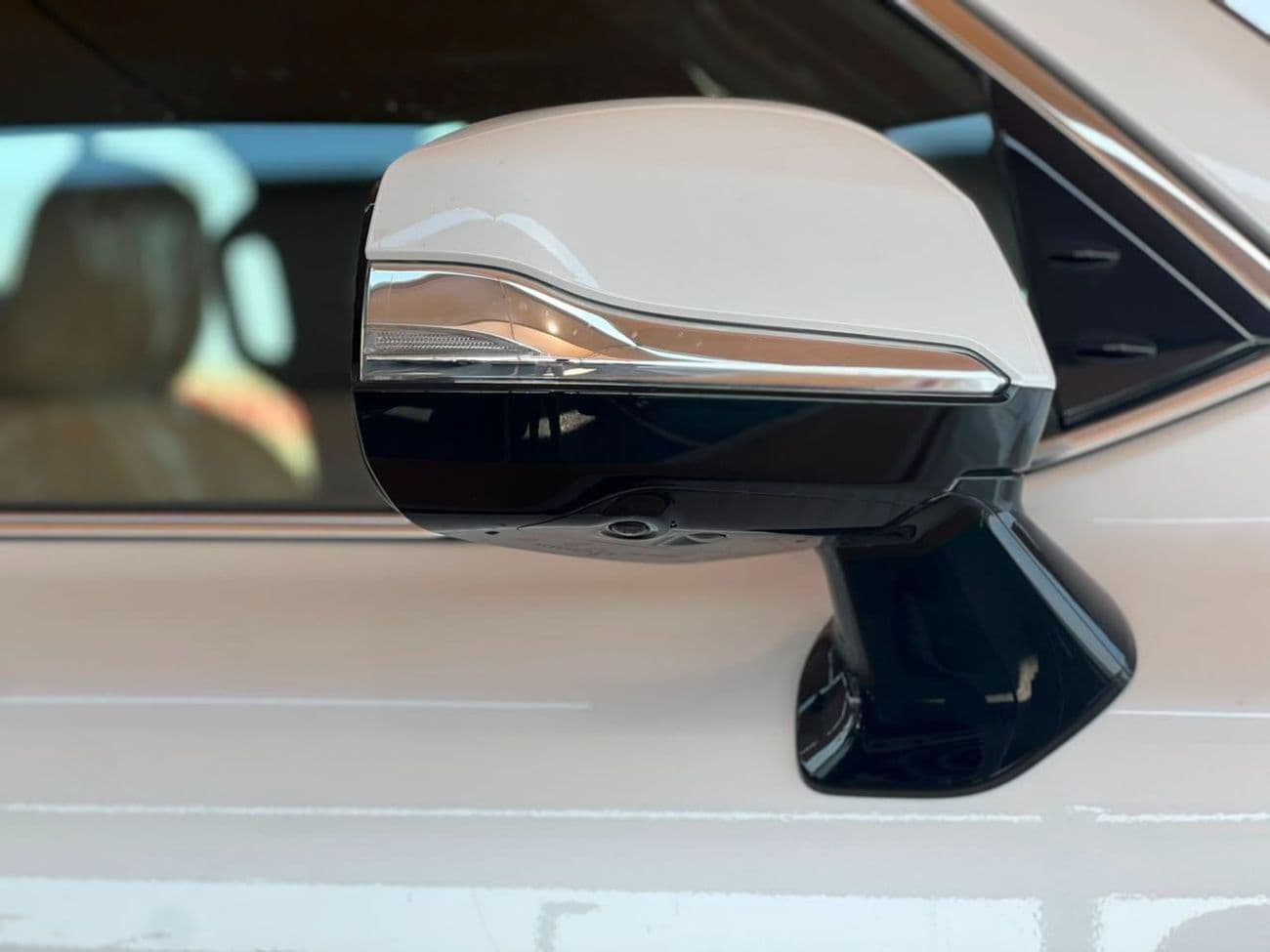 2026 Lexus LX600 SIGNATURE thumbnail 6