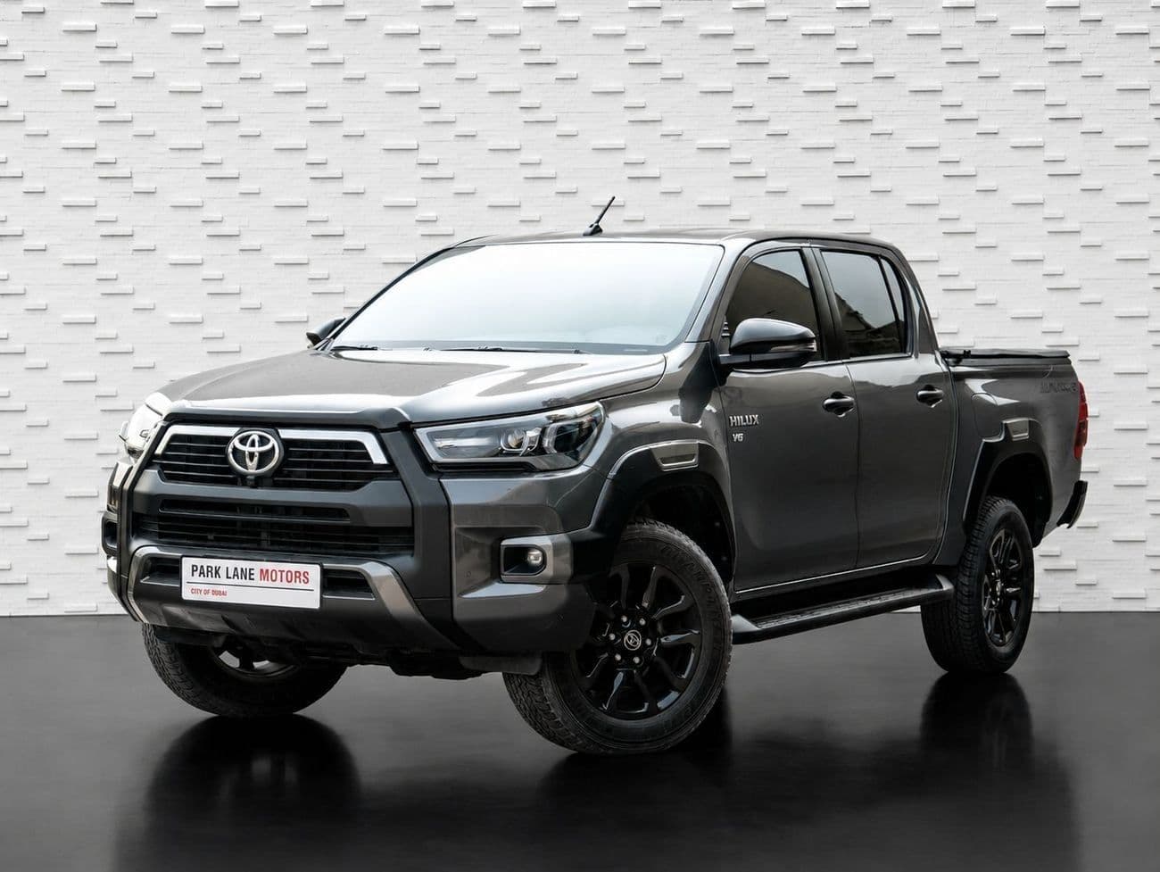 2023 Toyota Hilux ADVENTURE