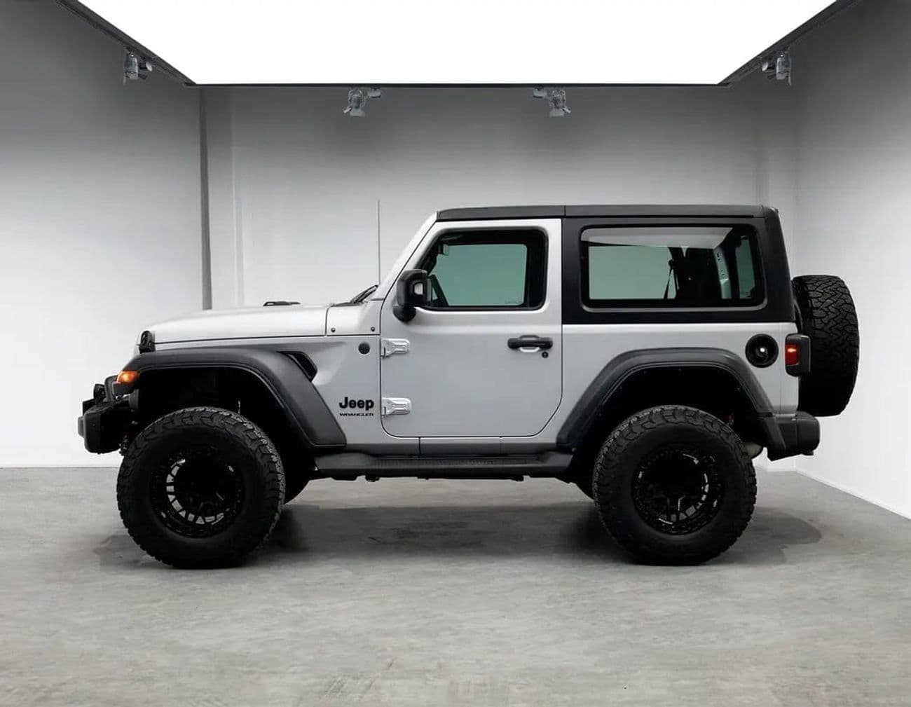 2023 Jeep Wrangler SPORT thumbnail 2