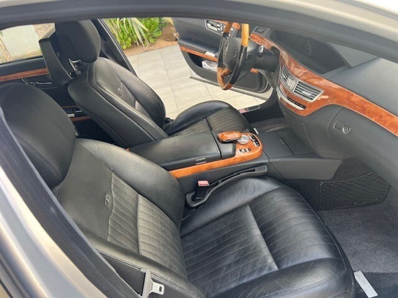 2008 Mercedes Benz S600 LWB thumbnail 5