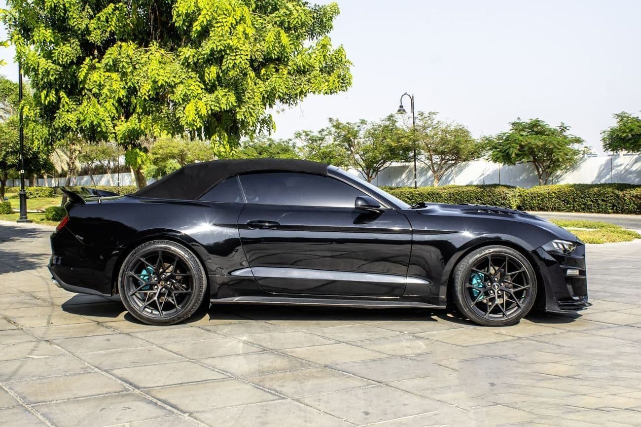 2023 Ford Mustang thumbnail 7