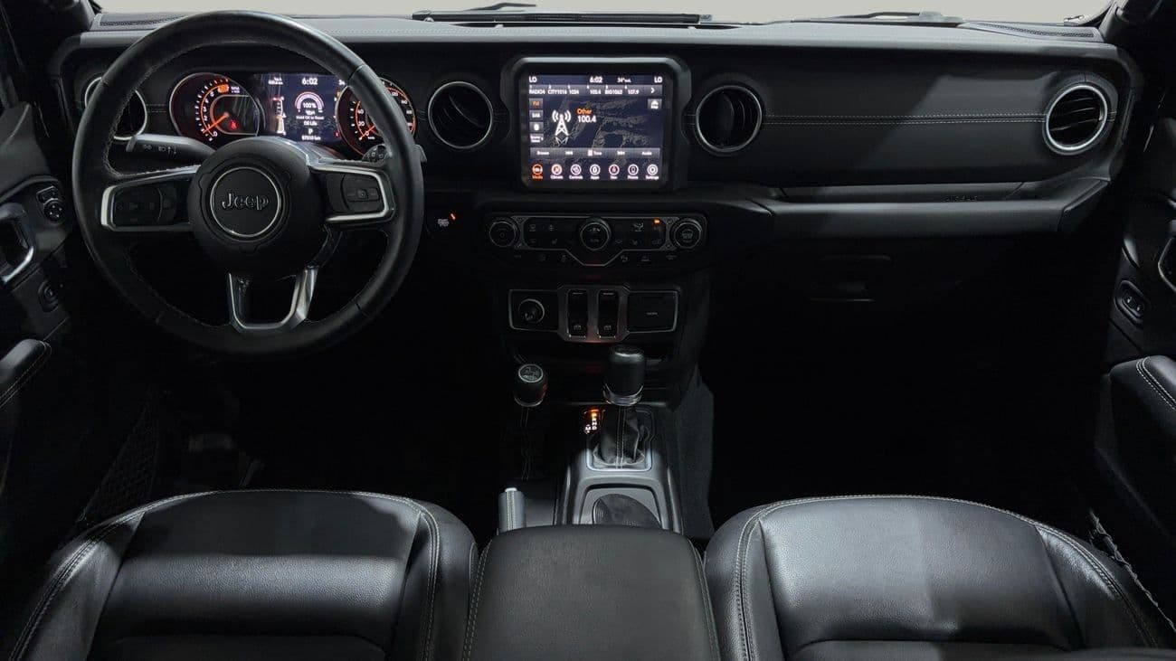 2023 Jeep Wrangler SAHARA thumbnail 2