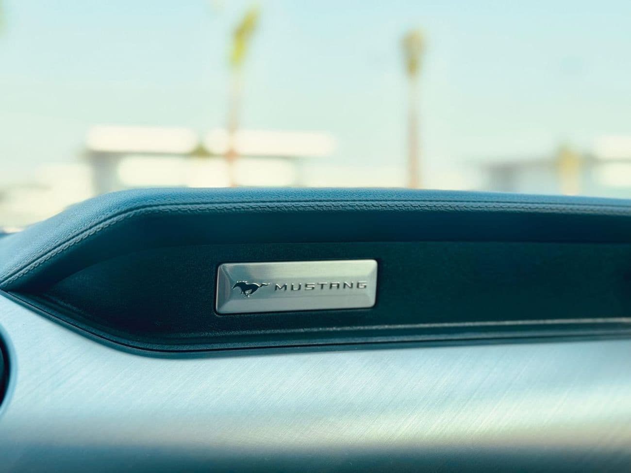 2021 Ford Mustang STANDARD thumbnail 7