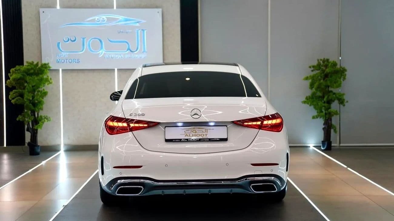 2023 Mercedes Benz C200 AMG thumbnail 6