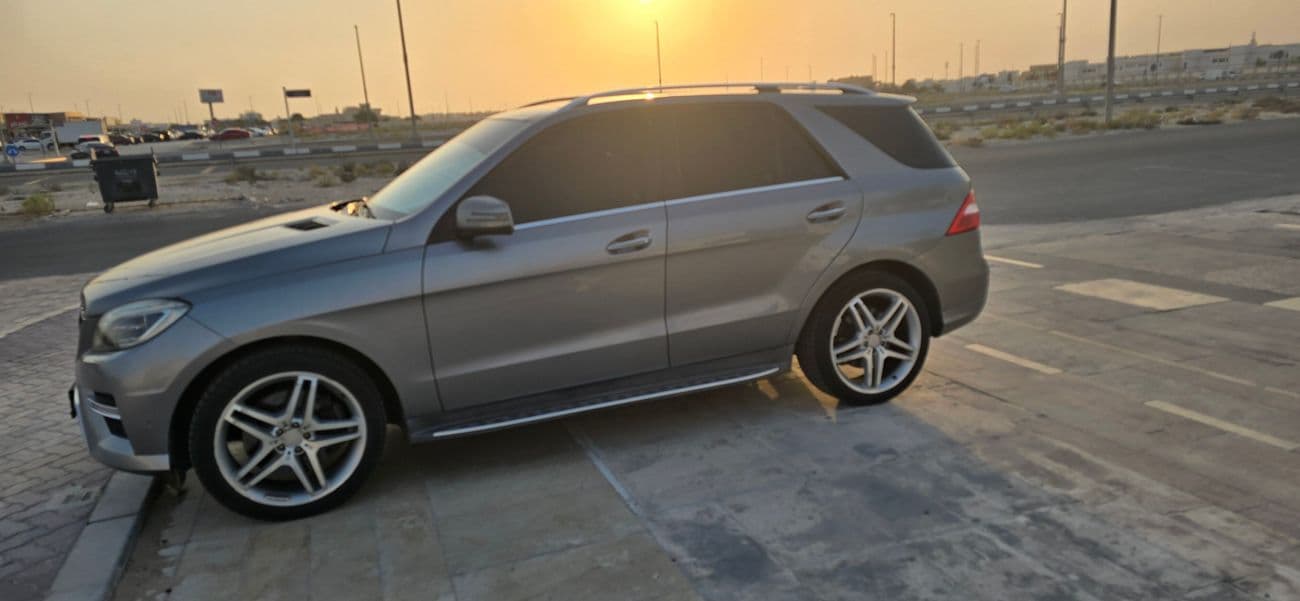 2014 Mercedes Benz ML350 AMG KIT thumbnail 4