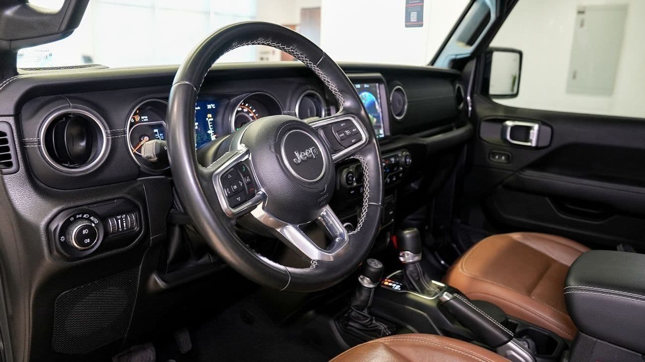 2022 Jeep Wrangler SAHARA thumbnail 4