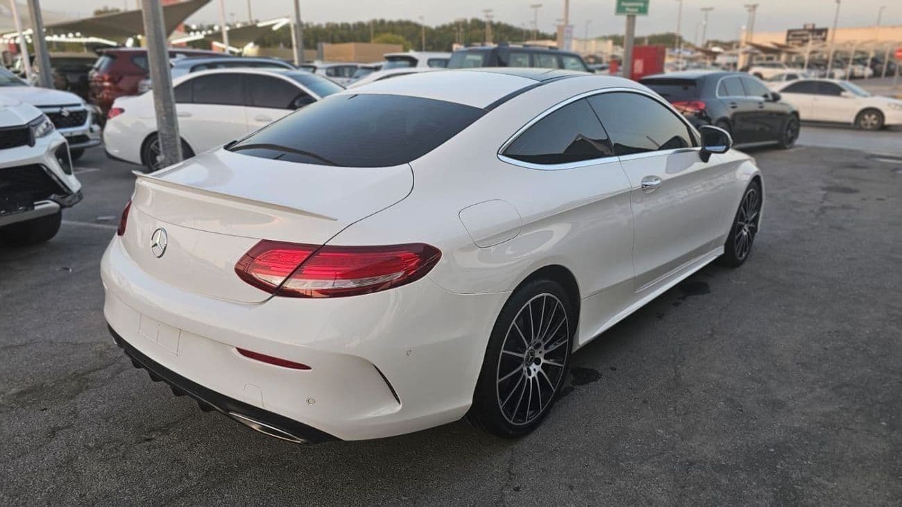 2018 Mercedes Benz C200 AMG thumbnail 5