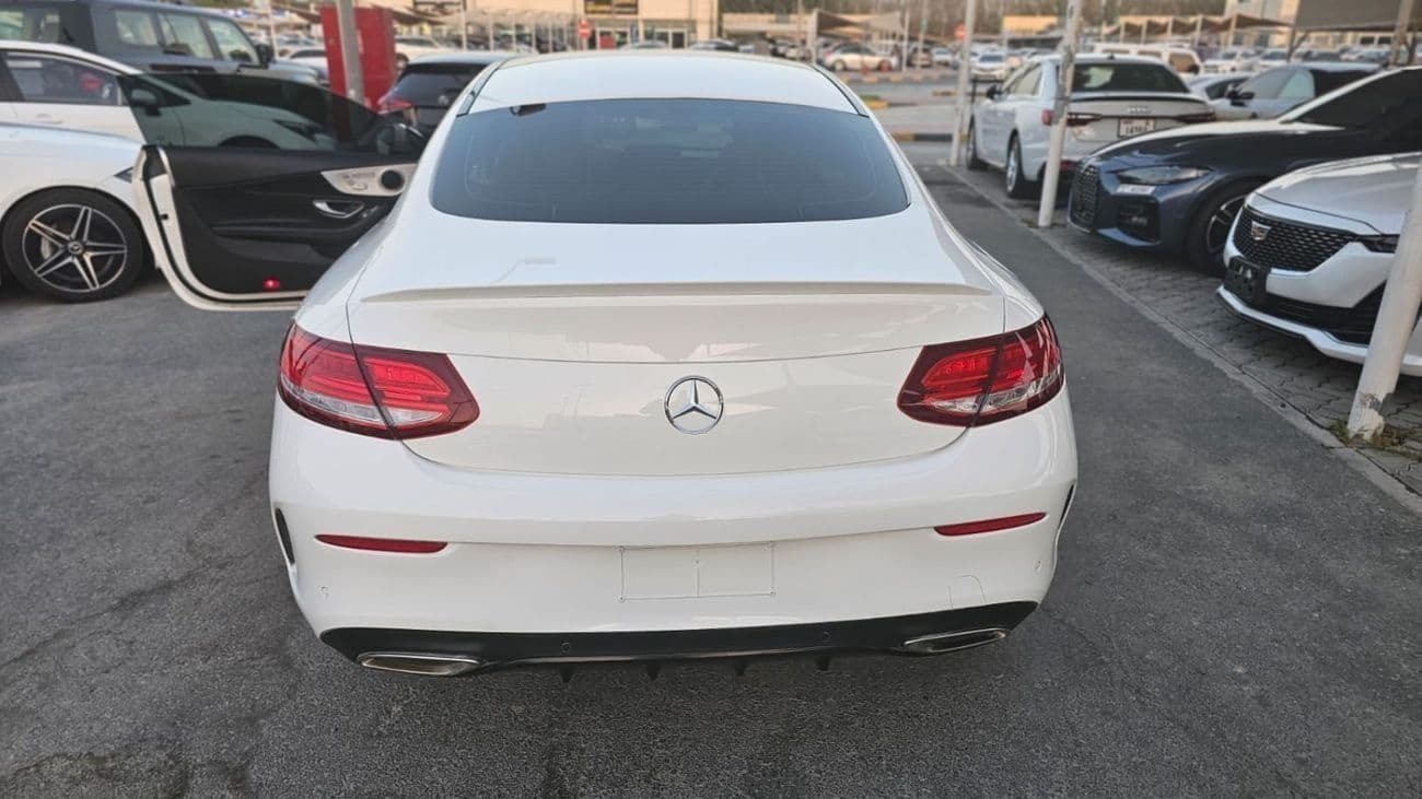2018 Mercedes Benz C200 AMG thumbnail 6
