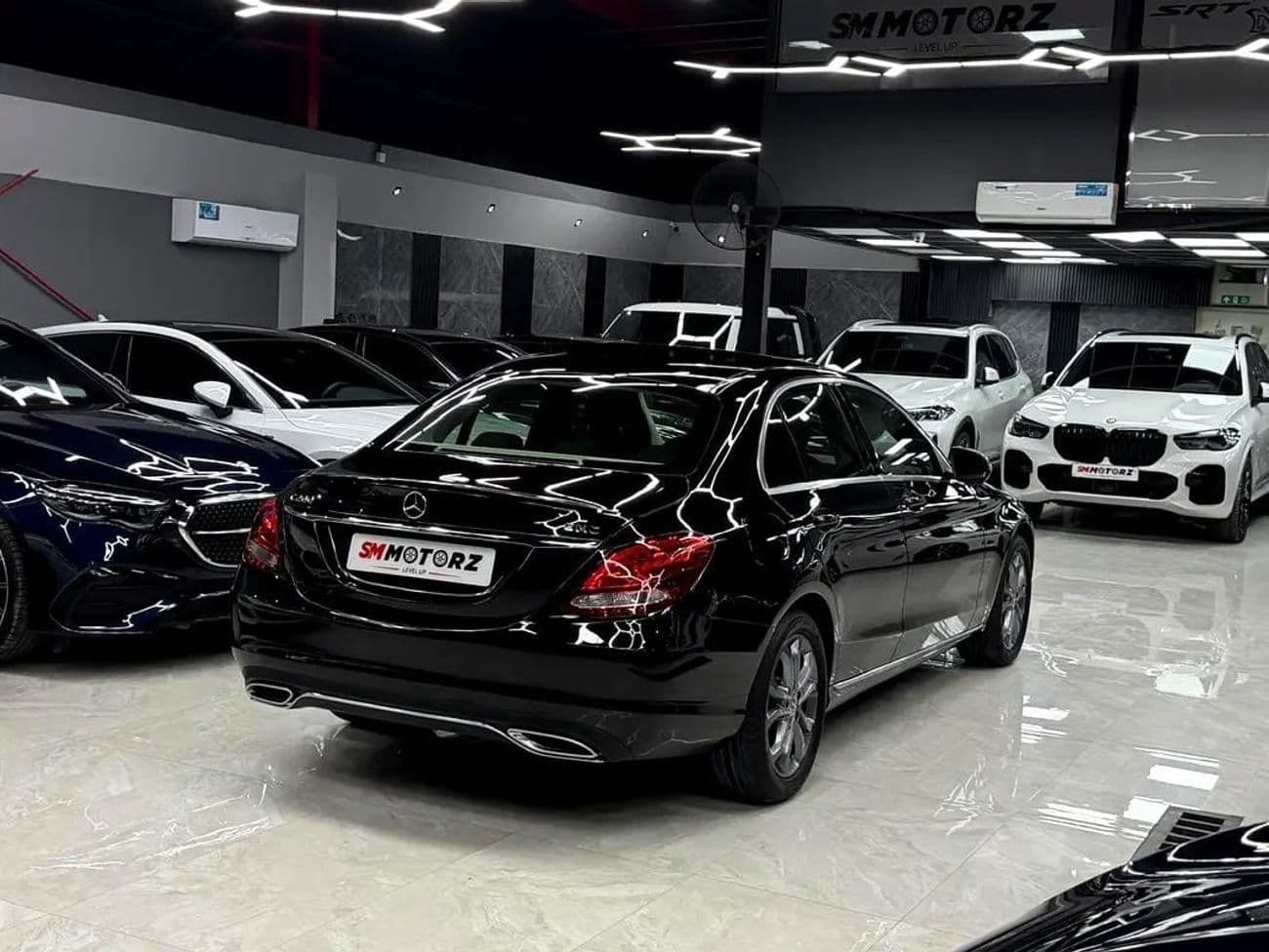 2018 Mercedes Benz C200 AVANTGARDE thumbnail 5