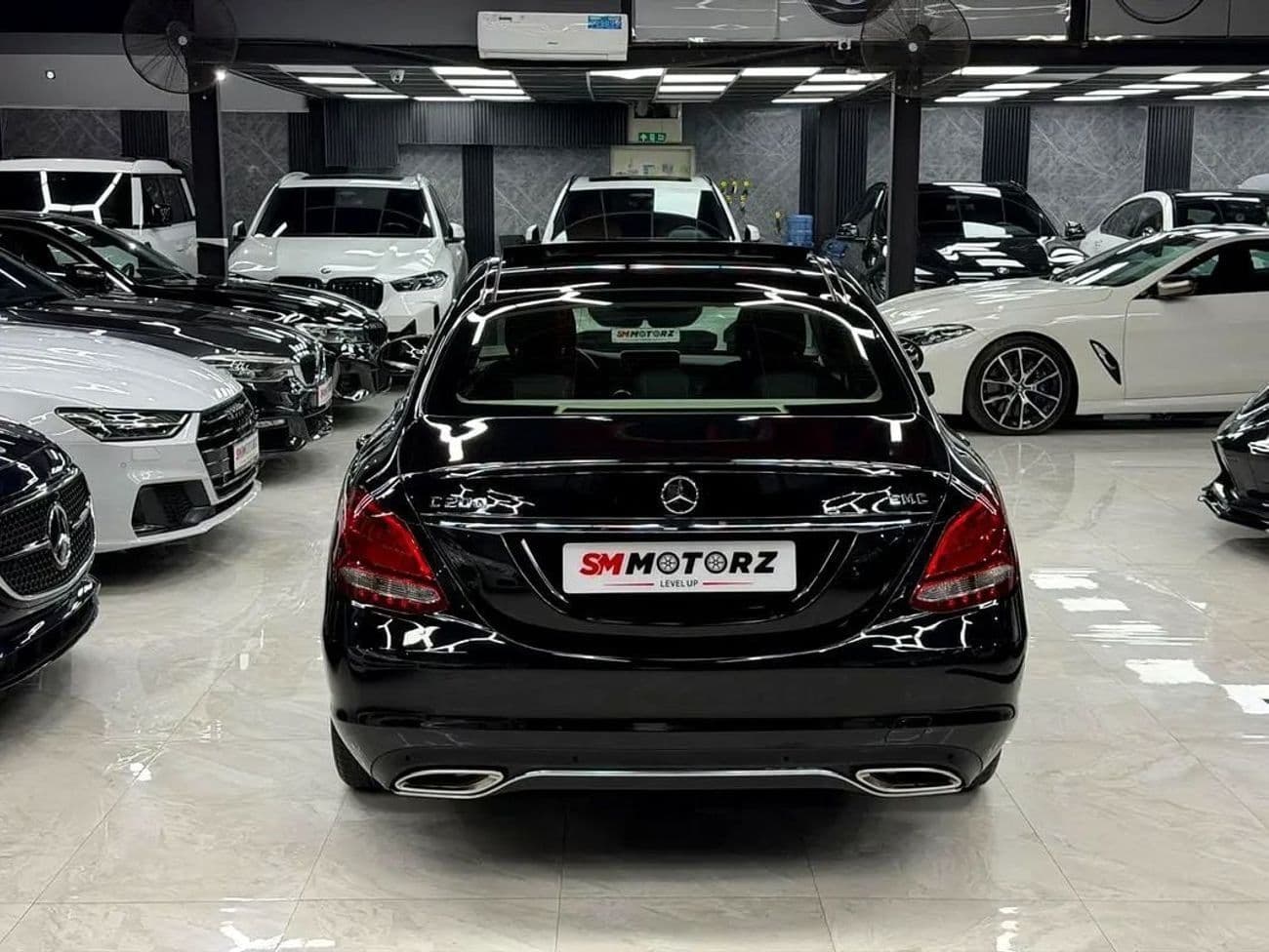 2018 Mercedes Benz C200 AVANTGARDE thumbnail 6